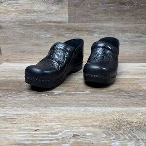 Dansko Black Leather Tooled Professional Shoe Women's Size EU 38